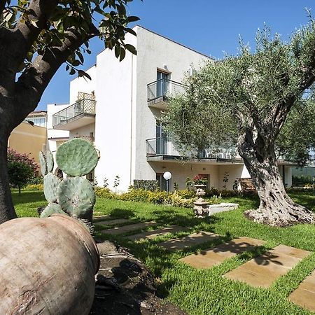 Villa Collina 지아르디니낙소스 외부 사진