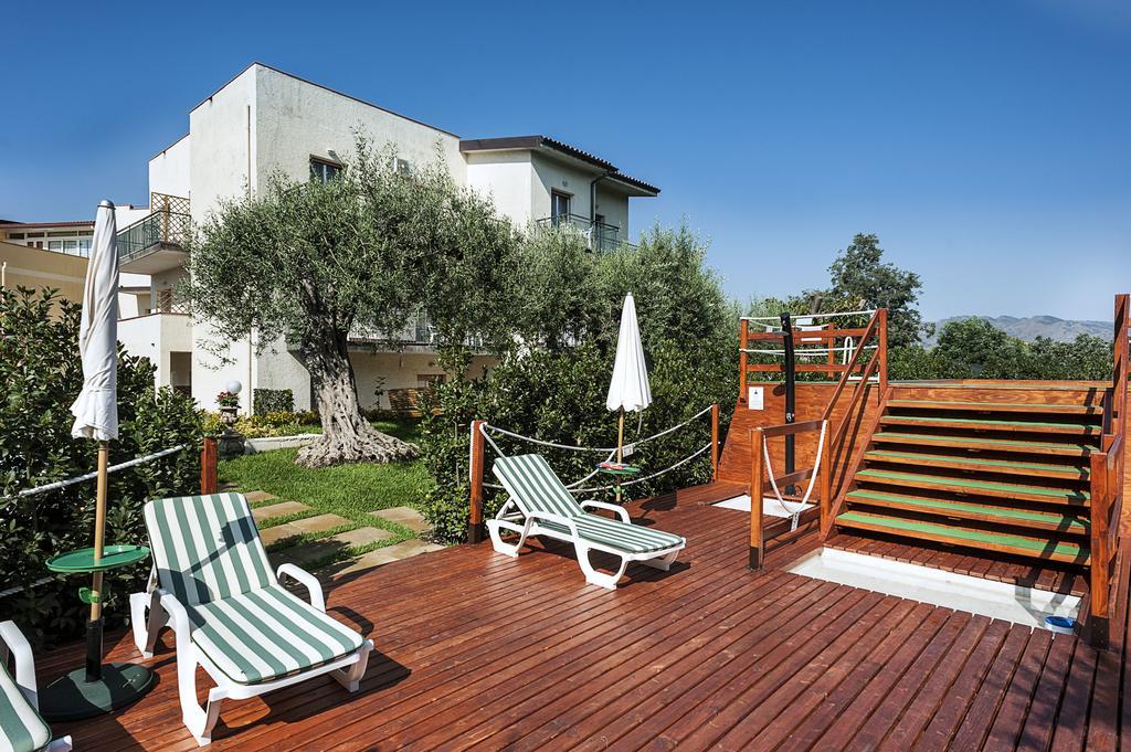 Villa Collina 지아르디니낙소스 외부 사진
