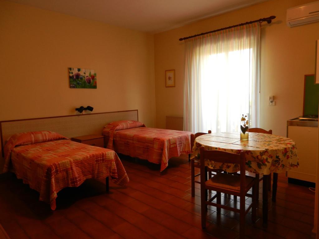 Villa Collina 지아르디니낙소스 객실 사진