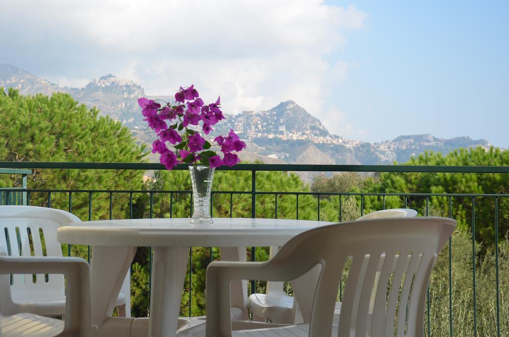Villa Collina 지아르디니낙소스 객실 사진
